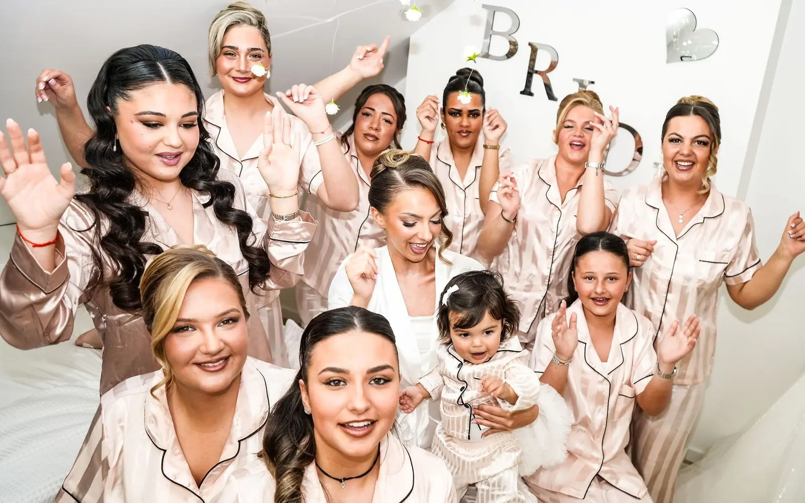 Photographe mariage essonne preparatifs demoiselles honneur