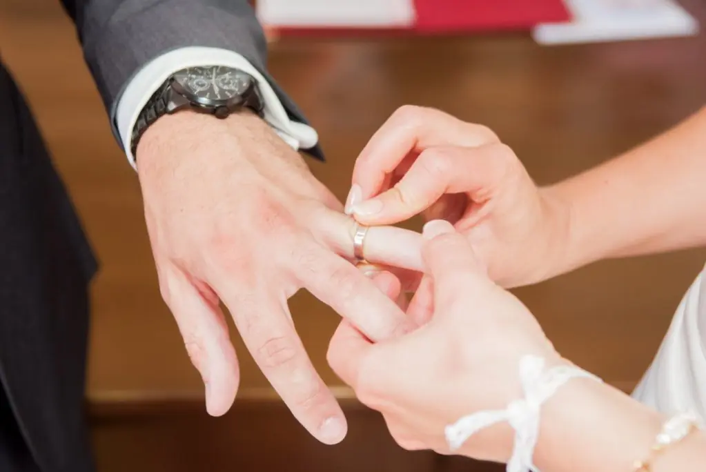 Videaste mariage evry echange alliances mairie