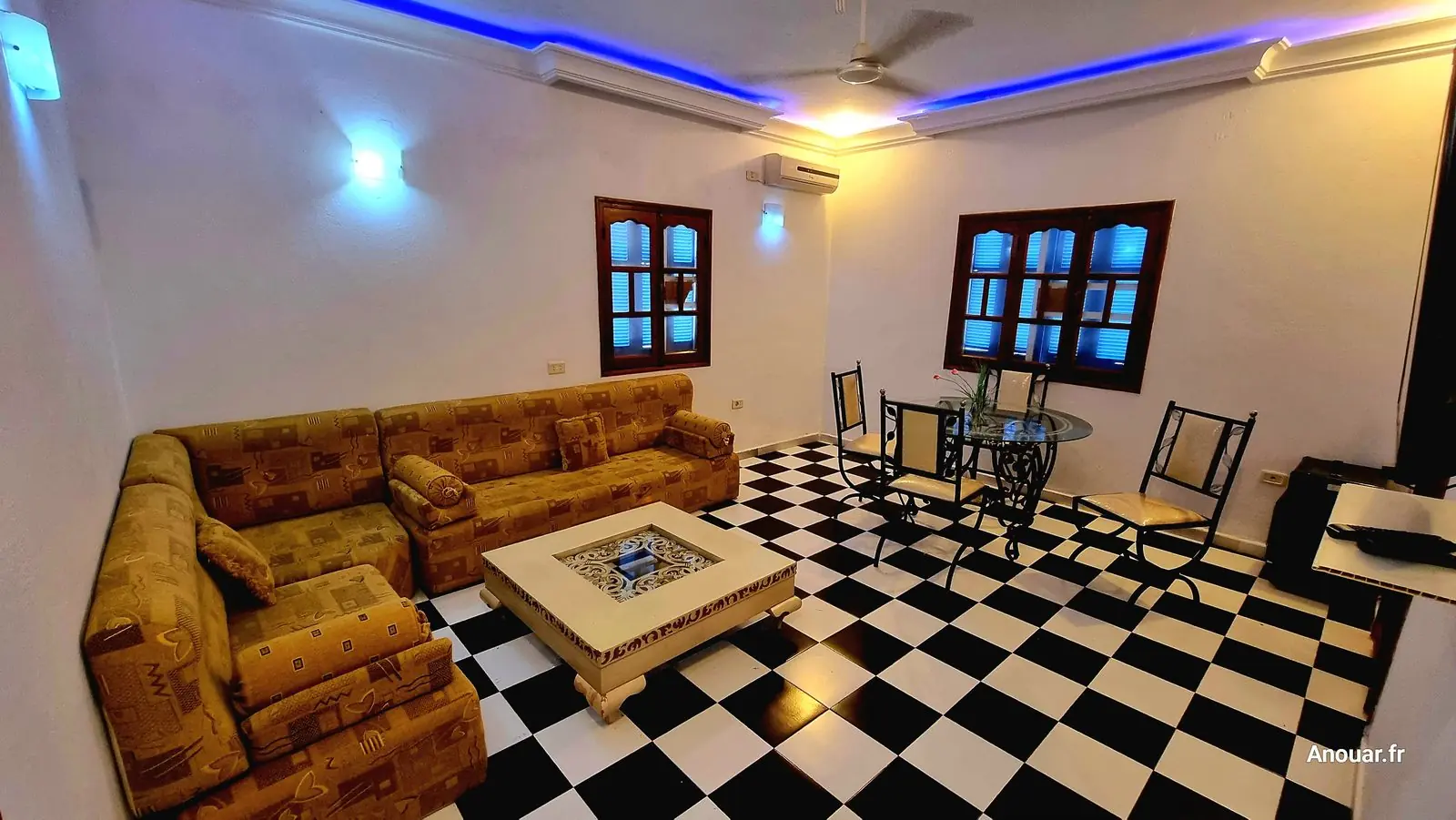 Location villa milka djerba salon lumiere bleue proche plage yeti