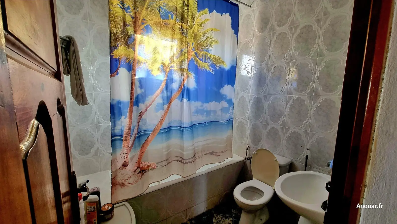 Location villa milka djerba salle de bain baignoire proche plage sidi bousaid
