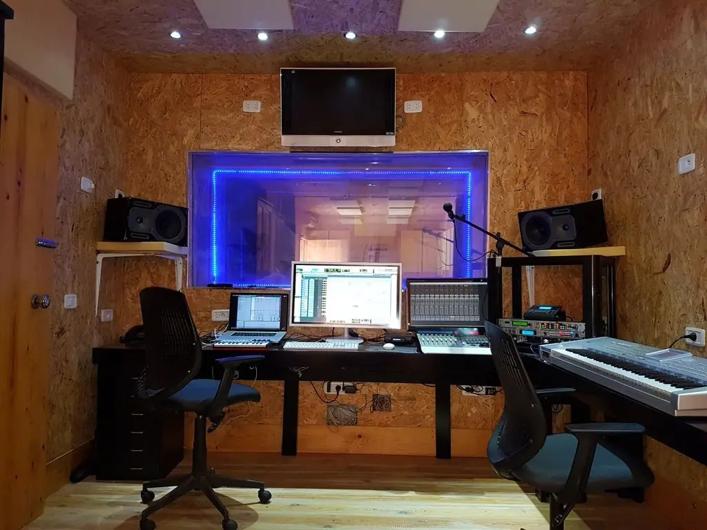 Studio musique djerba console mixage houmt souk