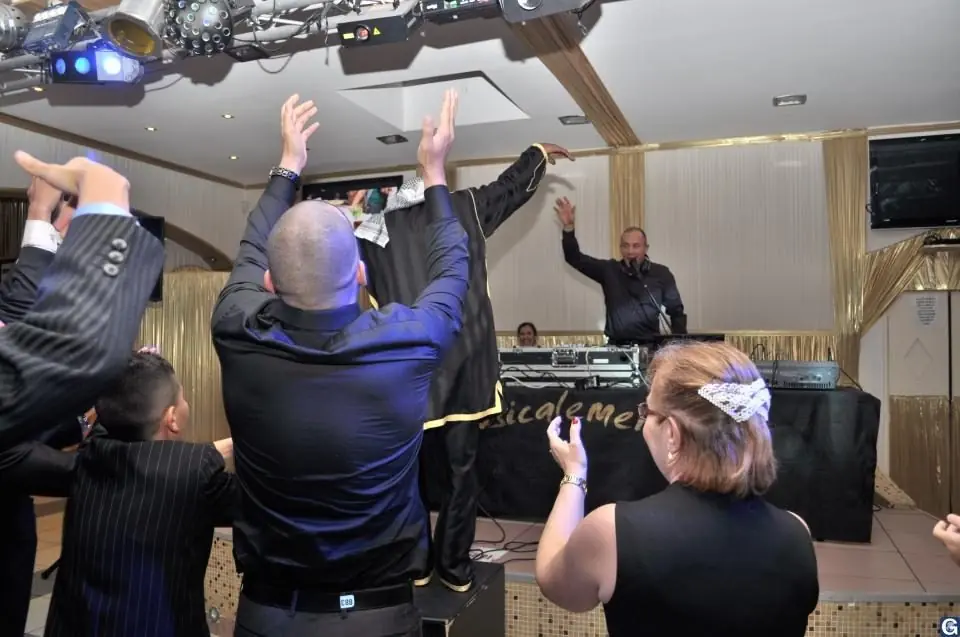 Dj mariage algerien ambiance mains levees