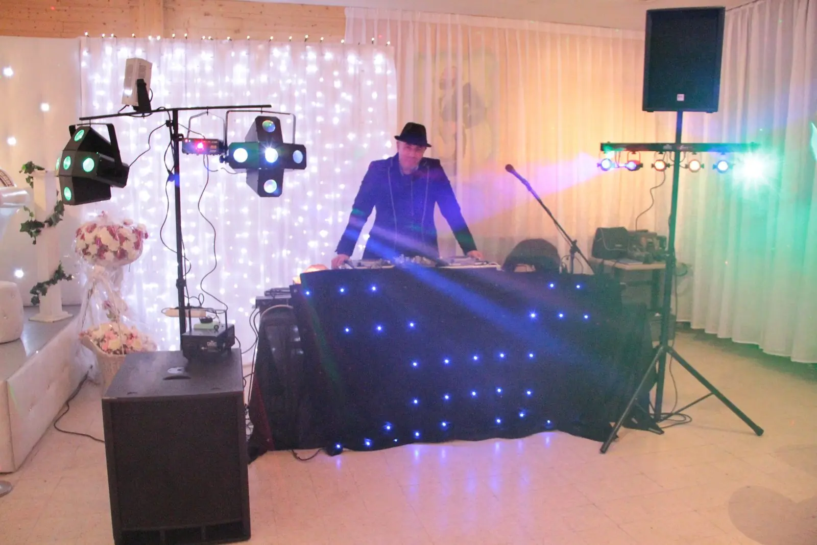 Location dj materiel sonorisation lumiere complet